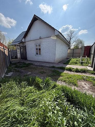 11 микро: Очень, срочно продаётся дом в начале Маевки. Участок 1.28 сотки по — 5