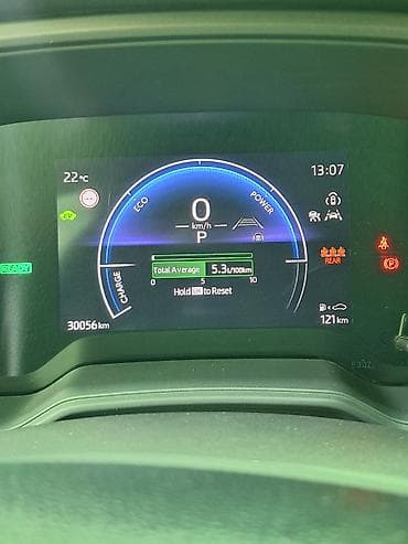 coroll: Toyota Corolla: 2024 г., 1.8 л, Вариатор, Гибрид, Седан — 9