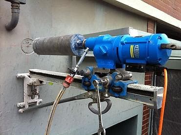 машинка для химчистки: Алмазное бурение отверстий в бетоне/кирпиче Профессиональная — 1