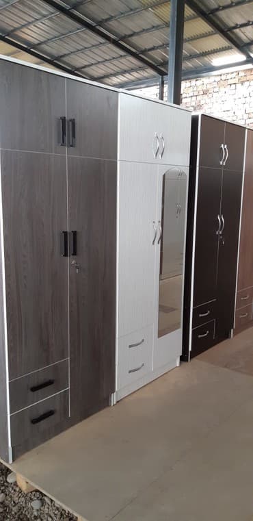 эксклюзивную мебель ручной работы: Делаем мебель на заказ и готовые имеется шкаф,кровать, камод,шифонер — 2