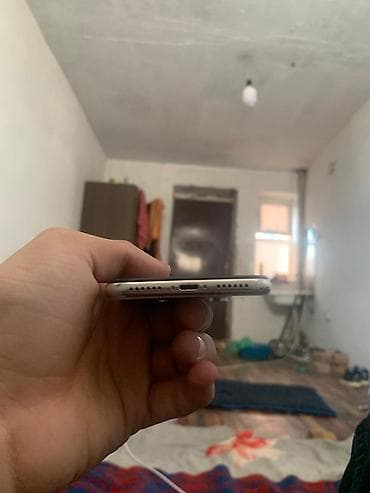 xiaomi 17: IPhone X, 64 ГБ, Серебристый — 6
