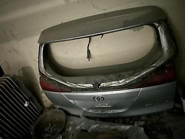 Унаа тетиктери: Багажниктин капкагы Toyota, 2003 г., Колдонулган, Оригинал — 1
