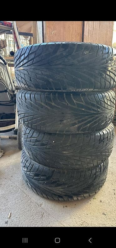 michelin pilot: Продаю шины лето комплект maxsis протектор 95% в отличном состоянии — 1