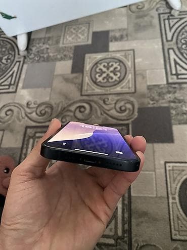 чехлы на iphone: IPhone 13, Б/у, 128 ГБ, Black Titanium, Чехол, 86 % — 3