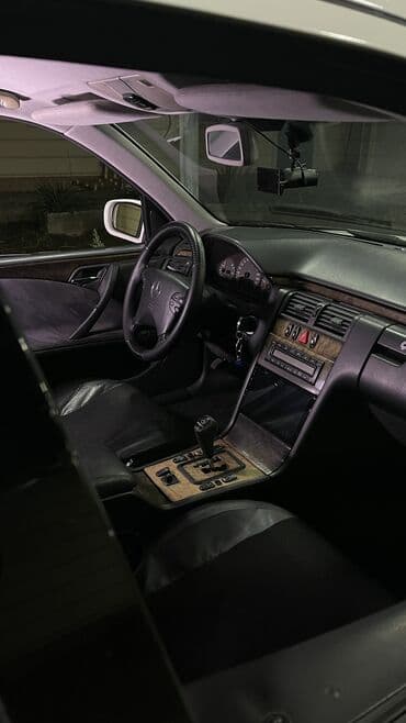 передний бампер на мерс 124: Mercedes-Benz E-Class: 2002 г., 3.2 л, Автомат, Дизель, Седан — 8