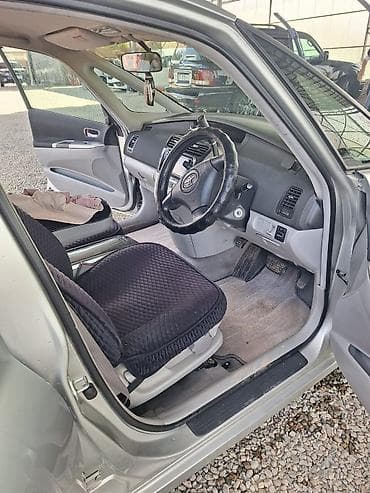 geely galaxy e5: Toyota Opa: 2003 г., 1.8 л, Автомат, Минивэн — 3