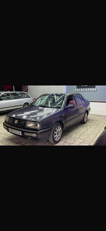 highlander 2012: Volkswagen Vento: 1995 г., 1.8 л, Механика, Газ, Седан — 7