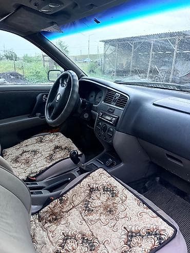 номер абхазия: Nissan Primera: 2001 г., 1.8 л, Механика, Бензин, Хэтчбэк — 7