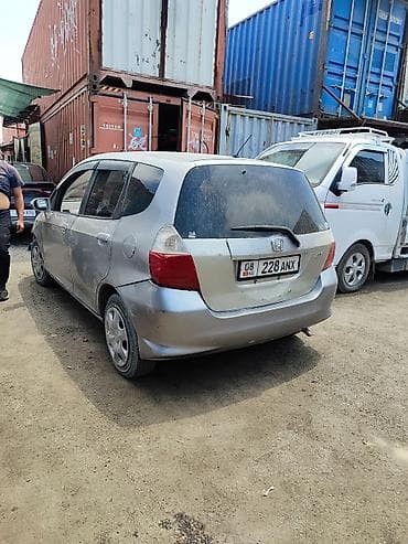 smart plus: Honda Fit: 2004 г., Автомат, Бензин, Седан — 5