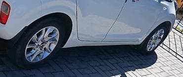 Колеса в сборе 175 / 65 / R 14, Лето, Б/у, Комплект, Легковые, Литые, отверстий - 4