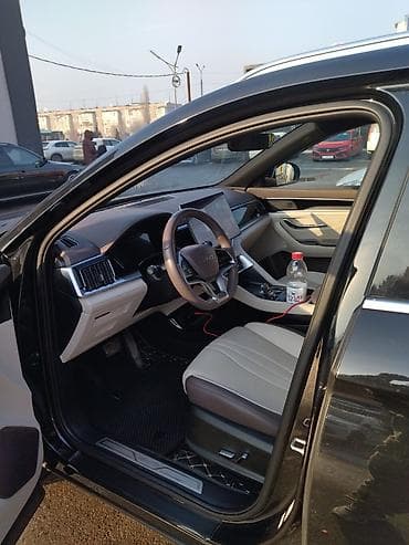 приборка: BYD Song Plus: 2024 г., Электромобиль, Кроссовер — 7