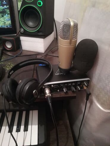 Модемдер жана тармак жабдуулары: Срочно продаю!!! почти новая.Студийный комплект behringer u-phoria — 3