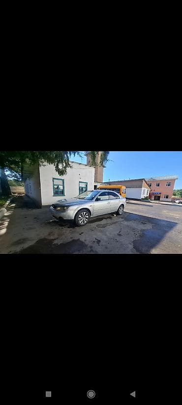 жили машина: Ford Mondeo: 2002 г., 1.8 л, Кол менен иштөөчү, Бензин, Хетчбек — 4