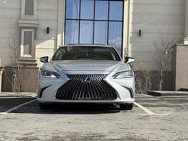camry 2010: Lexus ES: 2019 г., Типтроник, Гибрид, Седан — 2