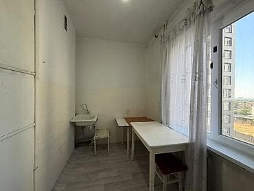 Квартиры: 1 комната, 35 м², 105 серия, 5 этаж, Требуется ремонт — 6