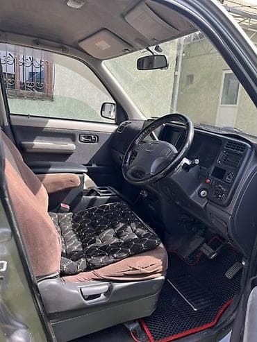 e 303: Honda Stepwgn: 2000 г., Автомат, Бензин, Минивэн — 4