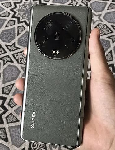 xiomi ultra: Xiaomi, 13 Ultra, Б/у, 256 ГБ, цвет - Зеленый, 2 SIM — 1