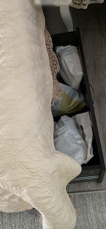 советский спальный гарнитур: Спальный гарнитур, Б/у, Тумба, Двуспальная кровать, Трюмо, Россия, Самовывоз, цвет - Бежевый — 3
