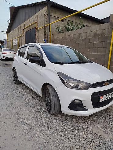 на прадо: Chevrolet Spark: 2018 г., 1 л, Автомат, Бензин, Хэтчбэк — 2