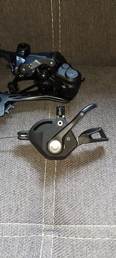 Задний переключатель и манетка Shimano CUES 11-скоростей Подходит для — 6