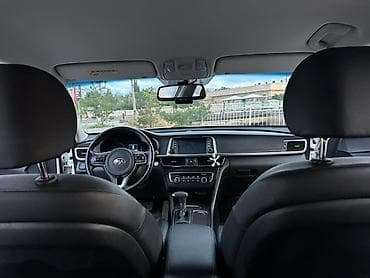 aida: Kia K5: 2017 г., Автомат, Бензин, Седан — 8