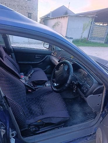 Транспорт: Subaru Legacy: 2002 г., 2 л, Автомат, Газ, Универсал — 4