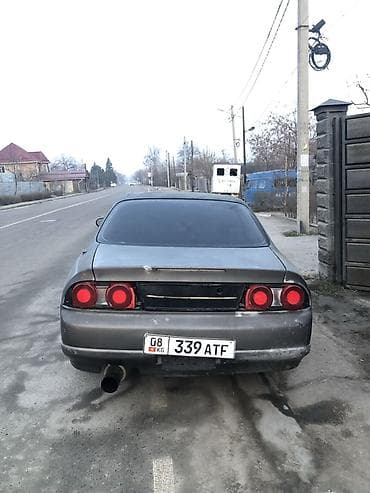 скайлайн: Nissan Skyline: 1993 г., 2 л, Автомат, Бензин, Седан — 3