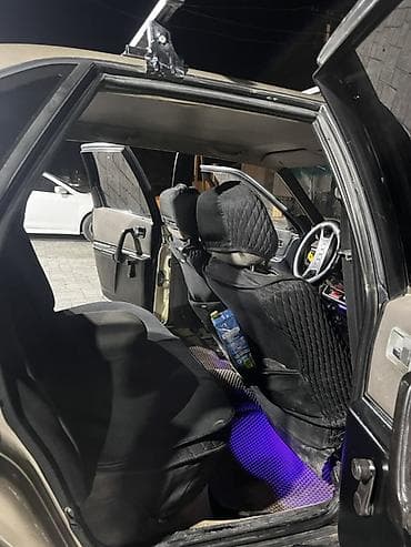 ауди перходка: Audi 100: 1985 г., 1.8 л, Ручные, Бензин, Седан — 4