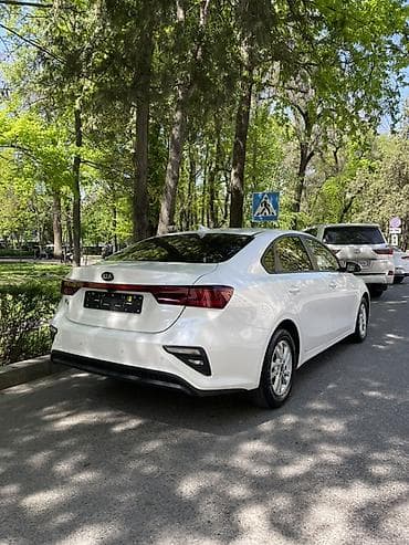 changan deepal: Kia K3: 2021 г., 1.6 л, Вариатор, Бензин, Седан — 2