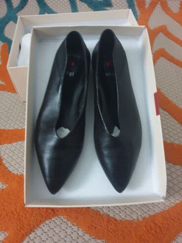 Лодочка, чистая кожа, новая, 37 размер