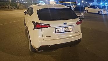 Lexus: Lexus NX: 2017 г., 2.5 л, Вариатор, Гибрид, Кроссовер — 3