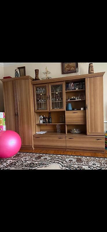 Стенка-шкаф, Тип стенки-шкафа: Модульная, Для зала, Особенности: Для хранения посуды at lalafo.kg Стенка-шкаф, Тип стенки-шкафа: Модульная, Для зала, Особенности: Для хранения посуды