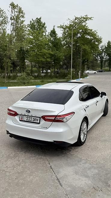 kia sephia: Toyota Camry: 2017 г., Автомат, Бензин, Седан — 1
