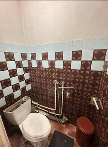 Недвижимость: 2 комнаты, 54 м², 12 мкр 106 серия, 9 этаж, Старый ремонт — 4