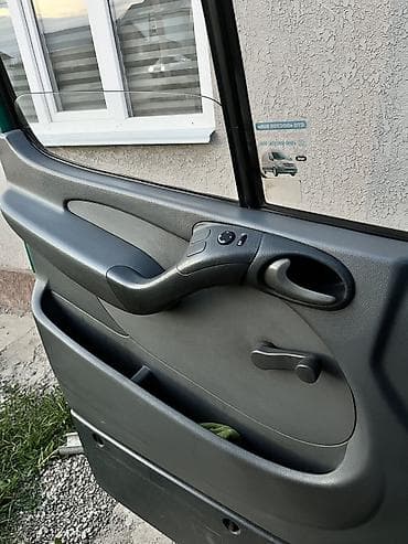 Унаа сатуу: Mercedes-Benz Спринтер: 2003 г., 2.2 л, Кол менен иштөөчү, Дизель, Бус — 5