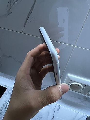 apple zone: IPhone Xr, Б/у, 64 ГБ, Белый, 77 % — 8