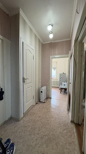 квартира правда боконбаева: 1 комната, 36 м², 106 серия, 2 этаж, Старый ремонт — 7