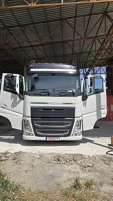 x elite: Тягач, Volvo, Без прицепа — 1