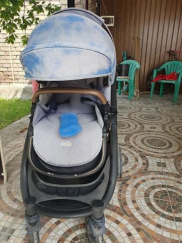 Коляски: Продаю коляску Joie versatile, б/у. Коляска рабочая, требуется — 4