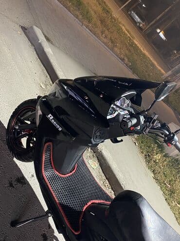 купить электрический скутер: Макси-скутер Yamaha, 175 куб. см, Бензин — 5