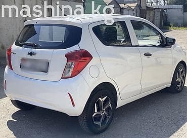 движок для света: Chevrolet Spark: 2016 г., 1 л, Вариатор, Бензин, Хэтчбэк — 4