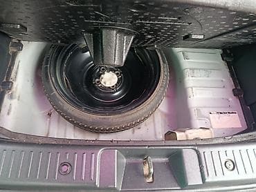 suzuki lets: Toyota Ist: 2002 г., 1.3 л, Автомат, Бензин, Хэтчбэк — 10