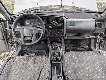 кара балта пассат: Volkswagen Passat Variant: 1992 г., 1.8 л, Кол менен иштөөчү, Бензин, Универсал — 7