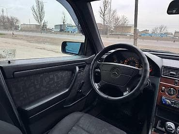 bew e34: Mercedes-Benz : 1995 г., 1.8 л, Механика, Бензин, Седан — 2