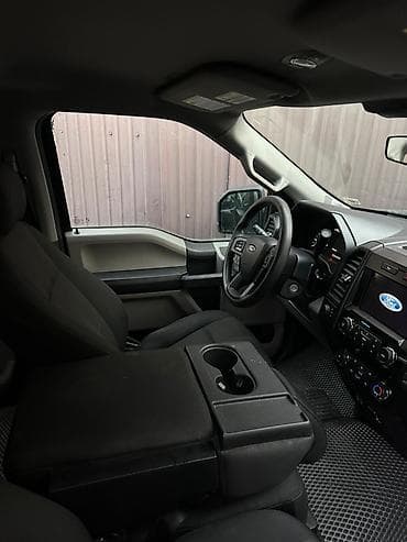 дать объявление: Ford F-150: 2020 г., 2.7 л, Автомат, Бензин, Пикап — 9