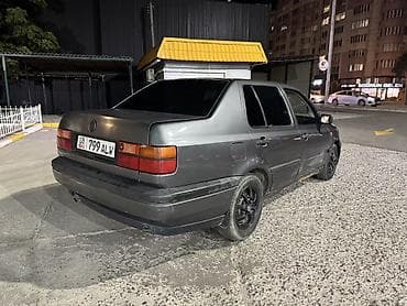 двери на венто: Volkswagen Vento: 1992 г., Механика, Седан — 2