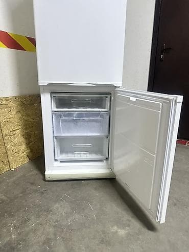 ipad 4 mini: Холодильник Indesit, Б/у, Двухкамерный, De frost (капельный), 60 * 185 * 60 — 4