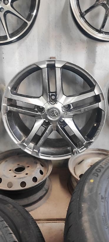 Литые Диски R 18 Toyota, 1 шт, отверстий - 5 — 1