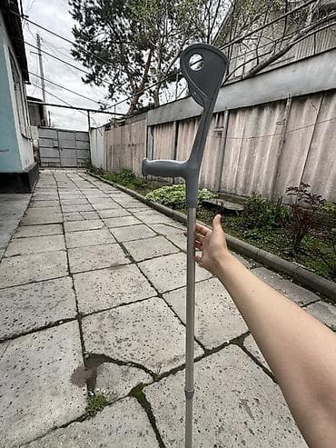 костыли деревянные: Костыль локтевой (канадка), регулируемый - Тип: одноместный локтевой — 4