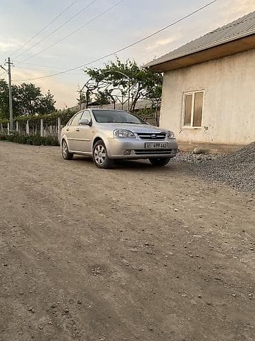 Daewoo Lacetti: 2004 г., 1.6 л, Автомат, Бензин, Седан